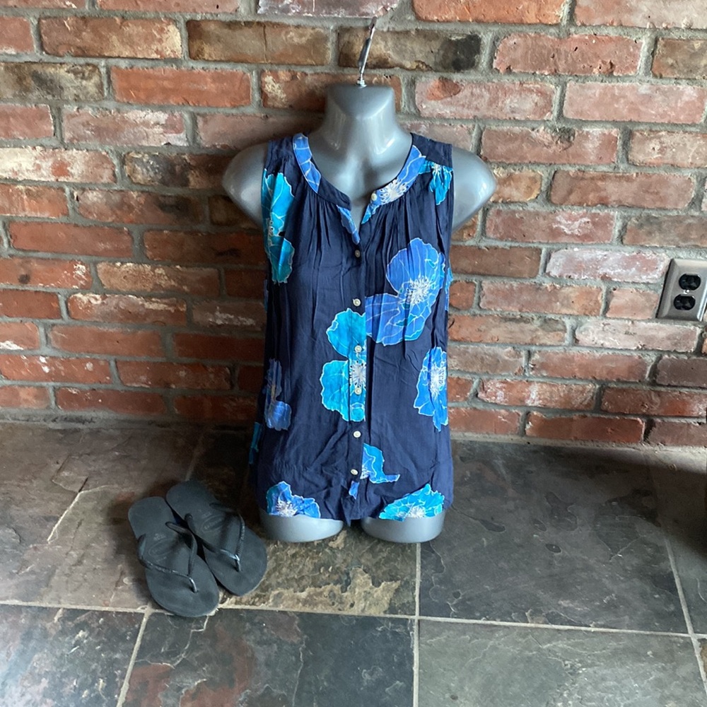 Ann Taylor loft shell